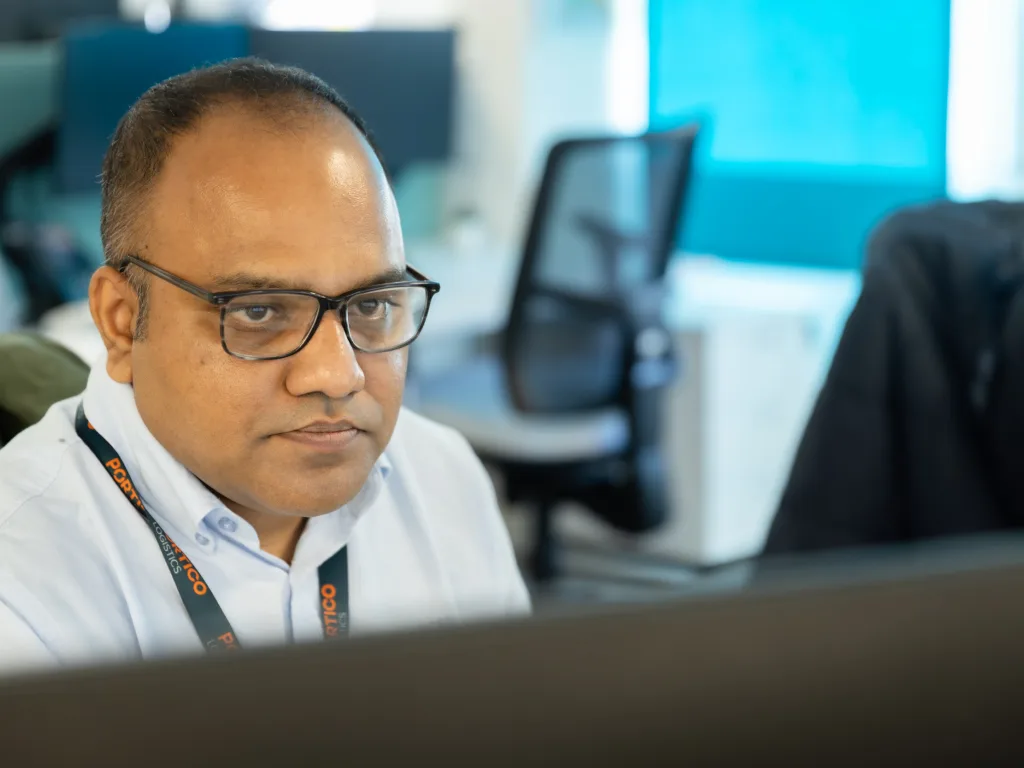 Portico staff member providing expert freight forwarding and advice on the latest UK-EU customs arrangements.